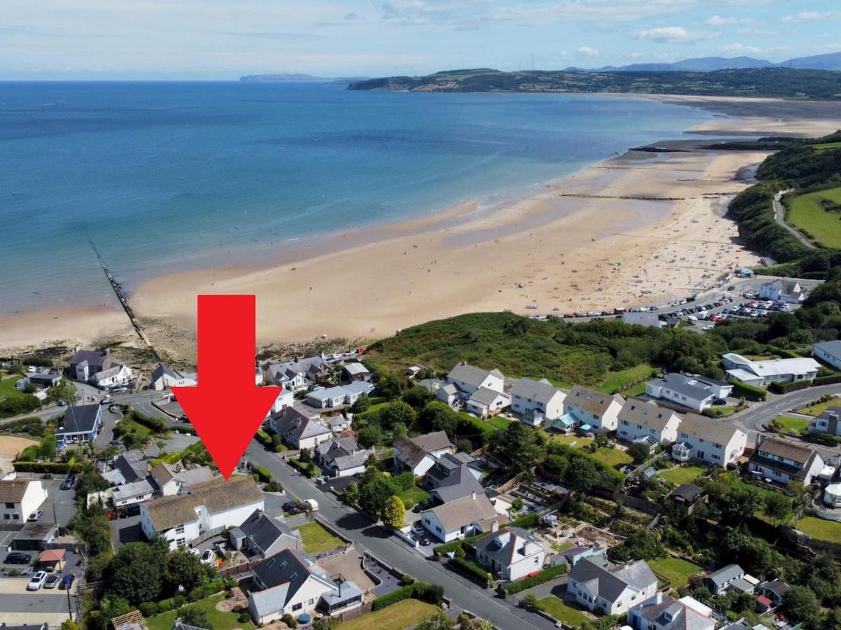 Pass The Keys 2 Bed Sea View Apartment With Balcony Parking Benllech Exterior photo